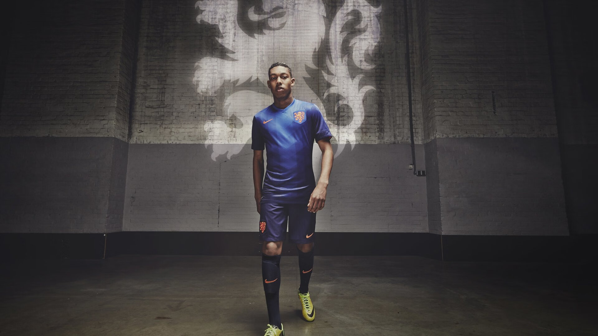 合作模式:品牌与战队联合营销创造多元变现渠道,合作品牌策略的优缺点